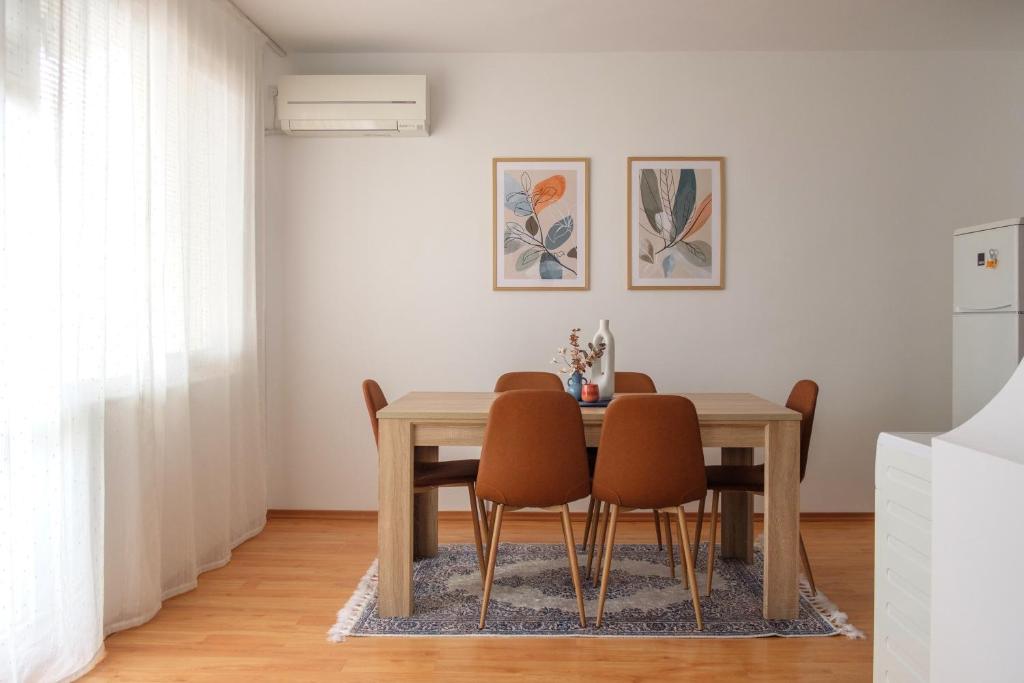 Апартамент за гости Бажолета - светъл и уютен дом в сърцето на Ямбол - Apartment Mit 1 Schlafzimmer