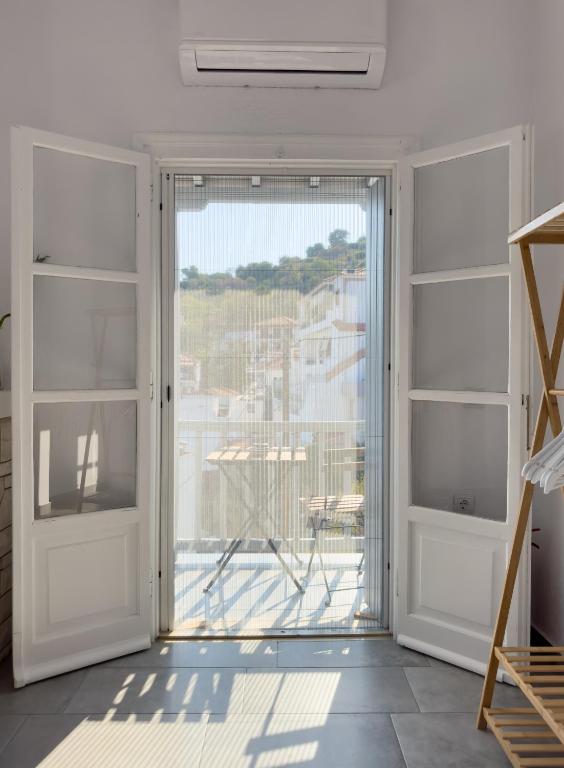 Fotografie z fotogalerie ubytování The Botanist Guesthouse v destinaci Skopelos Town