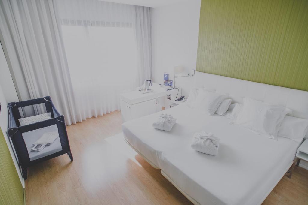 Hotel Zentral Castellana Norte - Resim 21