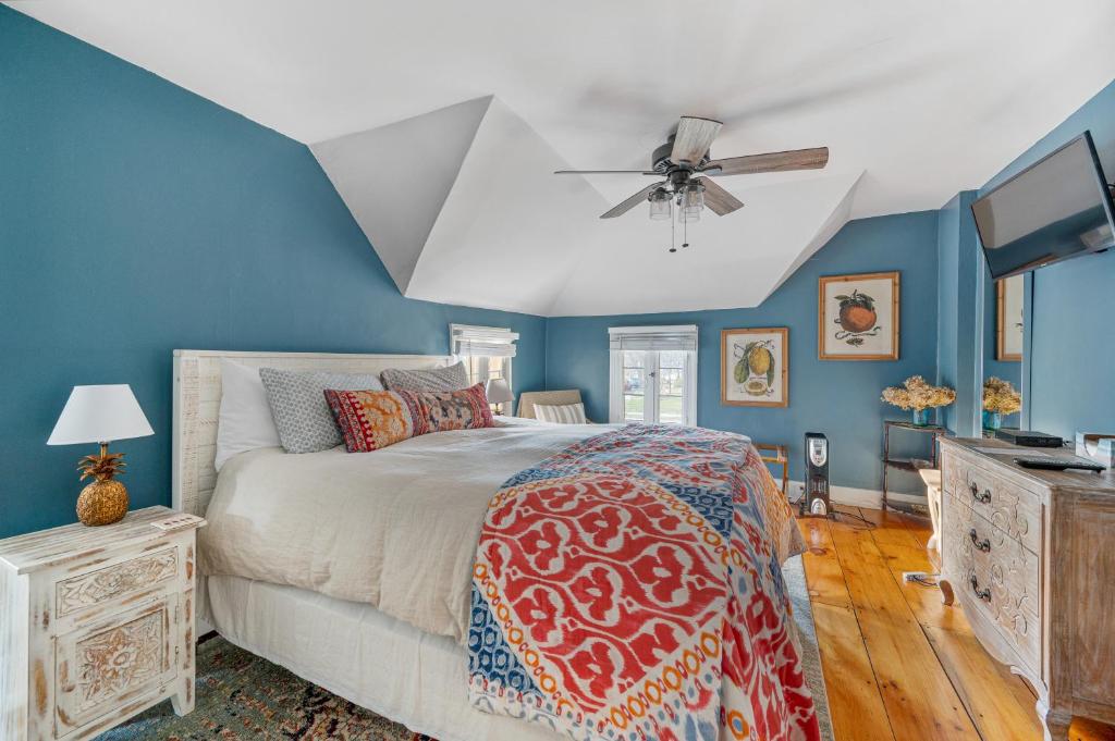 The Gables of Rhinebeck - Deluxe Queen Room