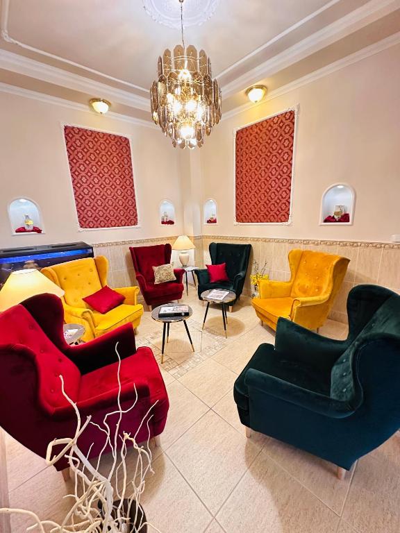 Posezení v ubytování Hotel Korona Wellness, Rendezvény és Borszálloda