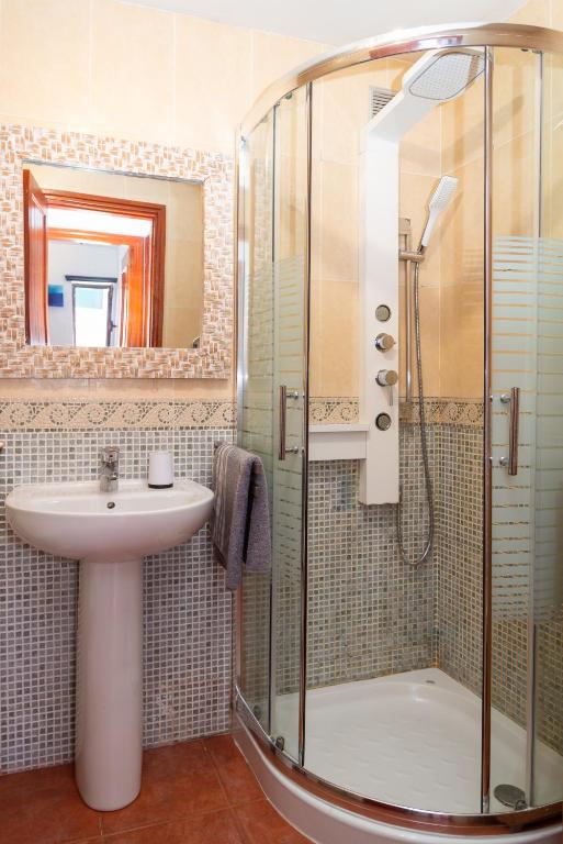 Kúpeľňa v ubytovaní Corralejo Casa Jasmine