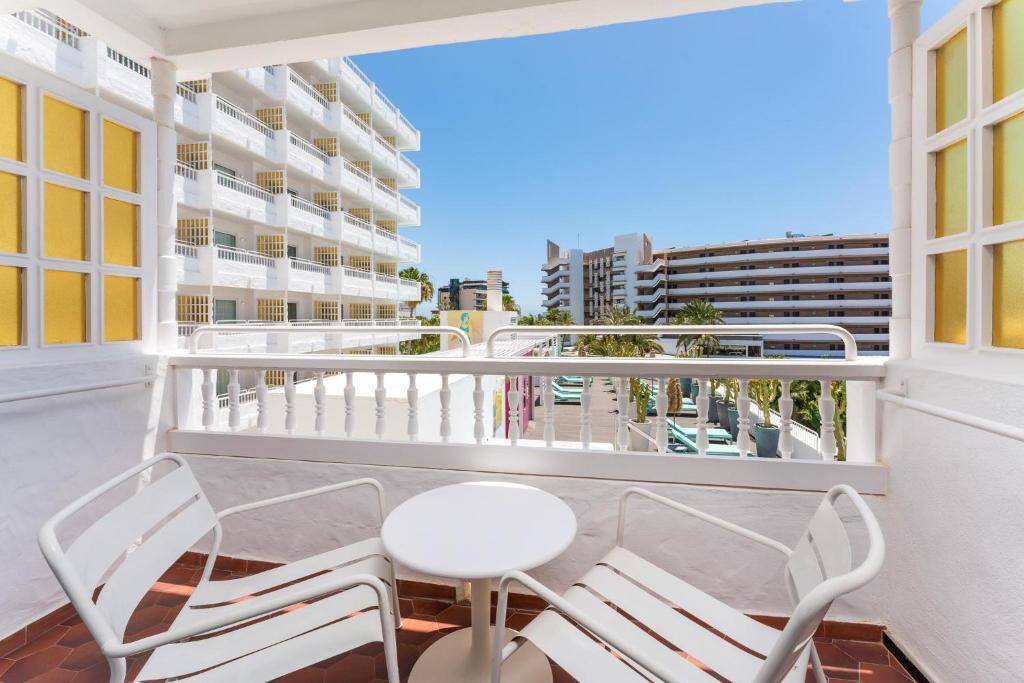 A balcony or terrace at Gold By Marina - Adults only