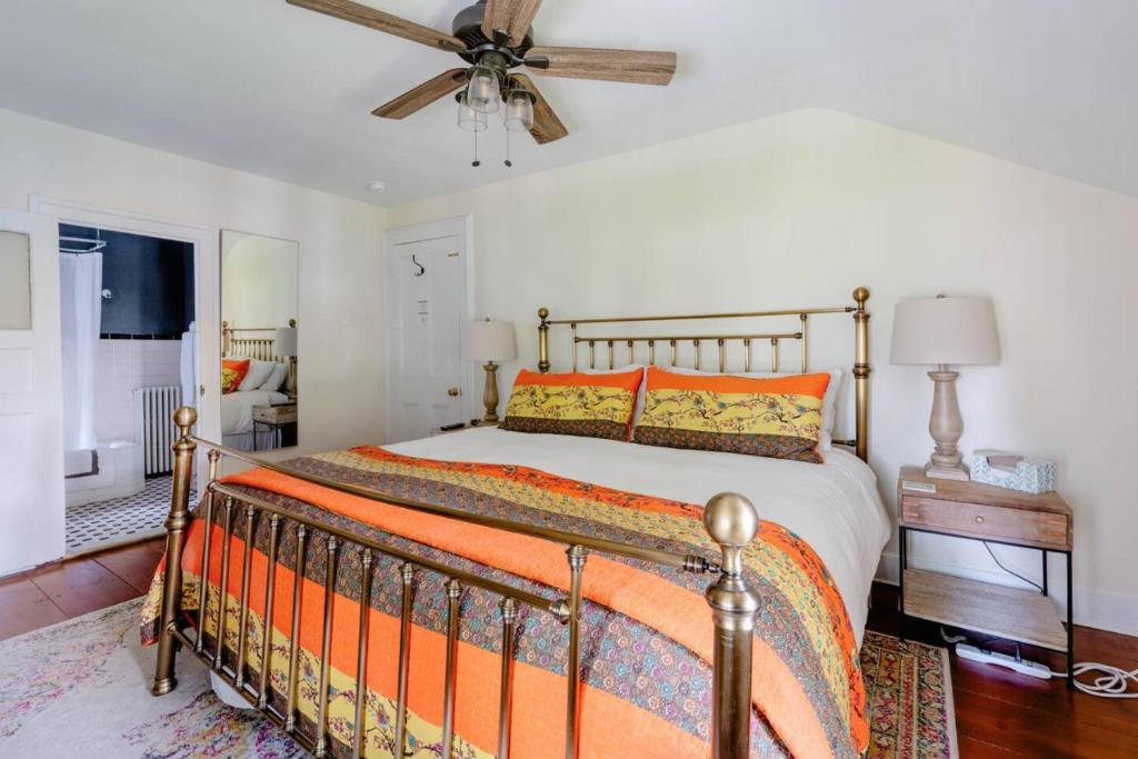 The Gables of Rhinebeck - Deluxe King Suite