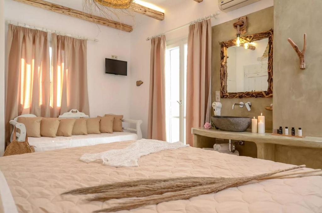 Glaronissi Beach - 2