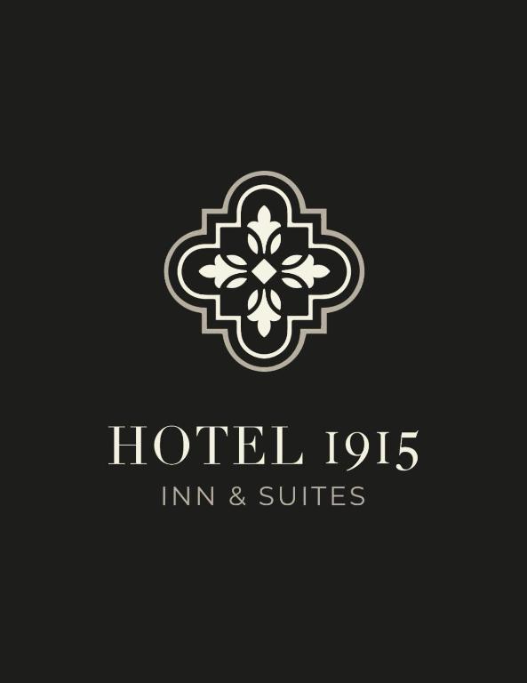 Hotel 1915 INN & SUITESに飾ってある許可証、賞状、看板またはその他の書類