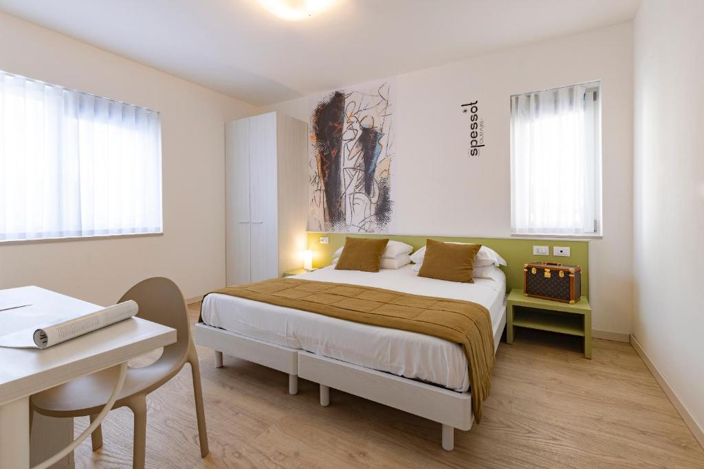 Postel nebo postele na pokoji v ubytování Art Hotel Principe