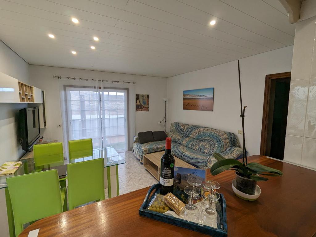 TV a/nebo společenská místnost v ubytování La Casa del Sol, Abades