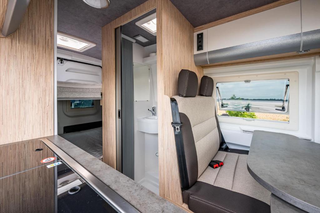 Fotografie z fotogalerie ubytování Campiri Base Prague - motorhomes & RVs rental company v destinaci Tuchoměřice