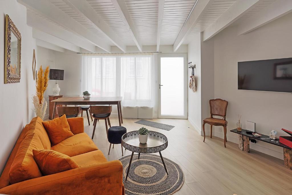 Et tv og/eller underholdning på La Galerie Pornic - Maison Cedre