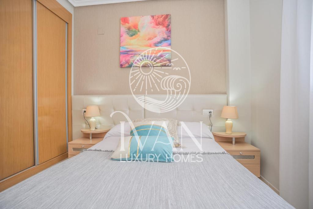 Posteľ alebo postele v izbe v ubytovaní Casa Rafael Ivan Luxury Homes 11ªPlta Sur 1ªLínea