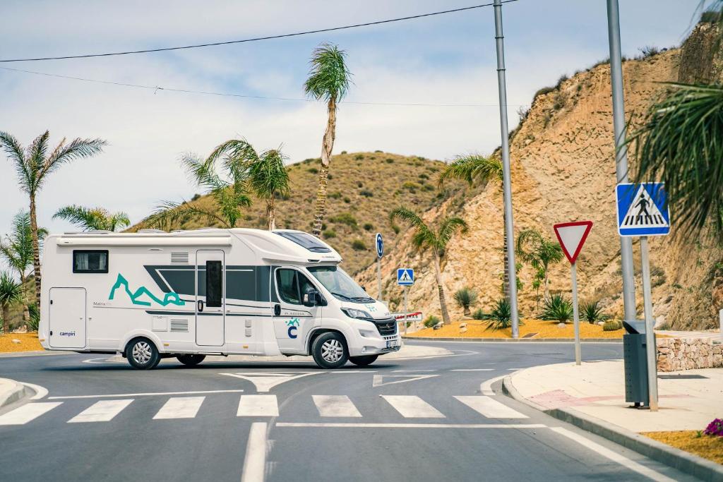 Fotografie z fotogalerie ubytování Campiri Base Prague - motorhomes & RVs rental company v destinaci Tuchoměřice