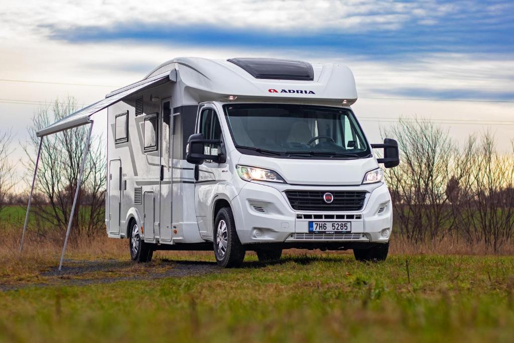 Fotografie z fotogalerie ubytování Campiri Base Prague - motorhomes & RVs rental company v destinaci Tuchoměřice