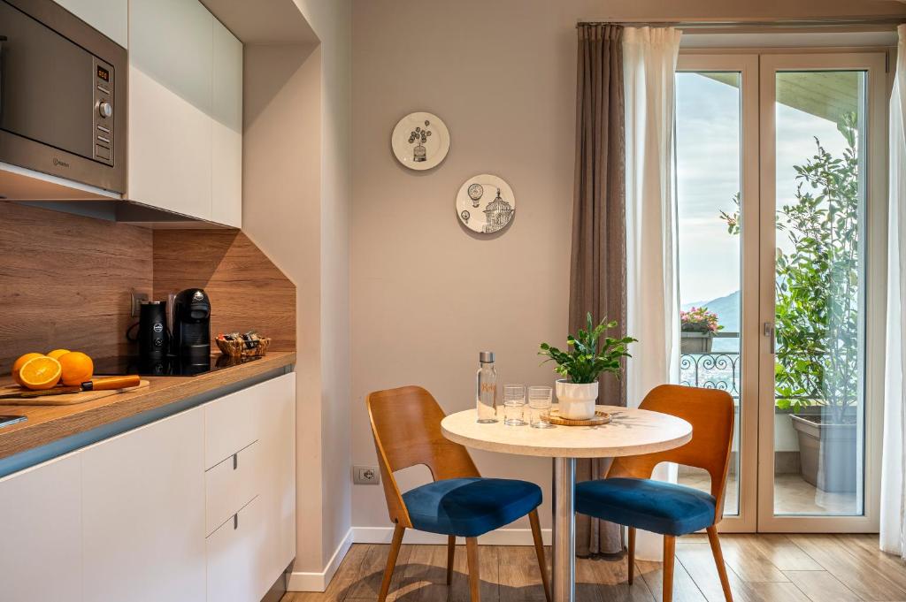 Kuchyň nebo kuchyňský kout v ubytování Rota Apartments