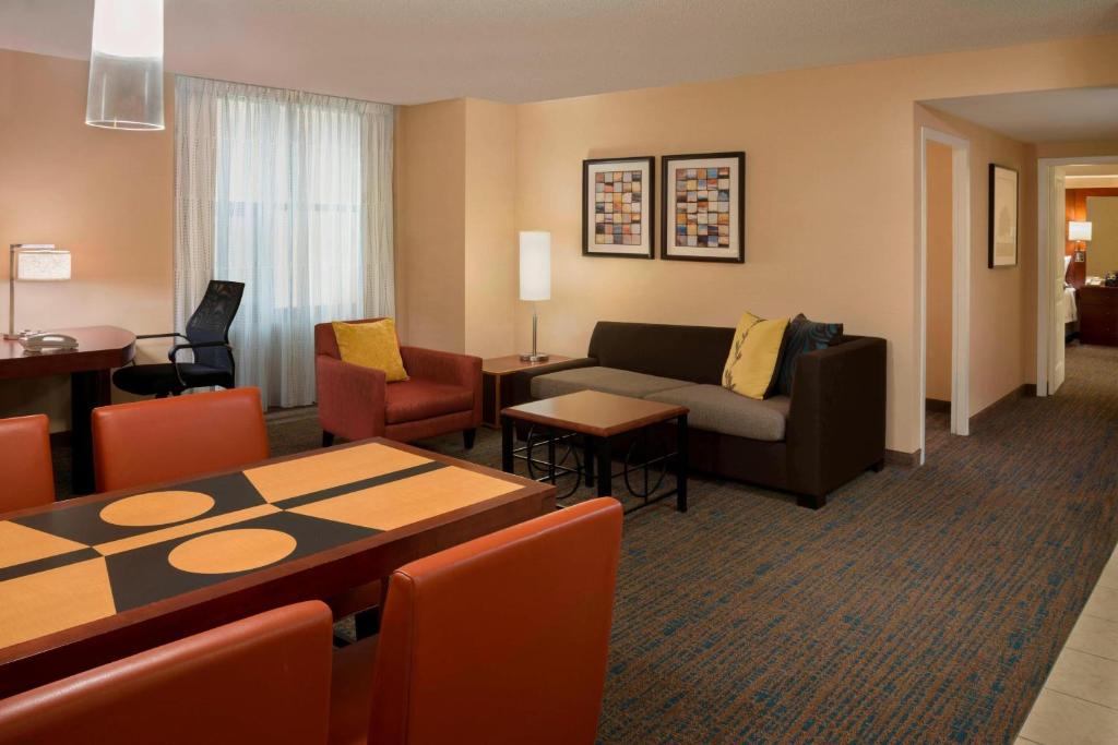 Residence Inn by Marriott Toronto Downtown / Entertainment District - Resim 13