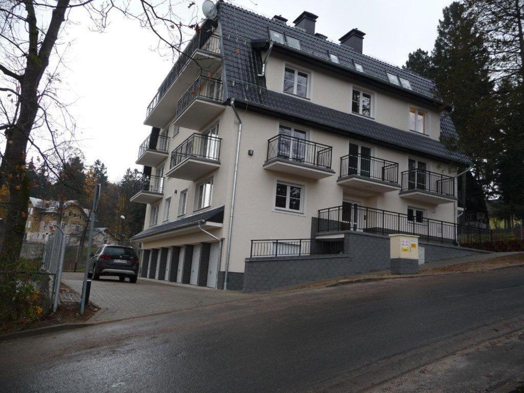 Budova, kde se apartmán nachází