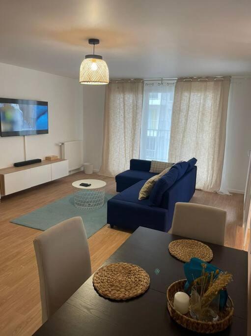 Photo de la galerie de l'établissement Superbe Appartement neuf 6 personnes, à Pierrefitte-sur-Seine