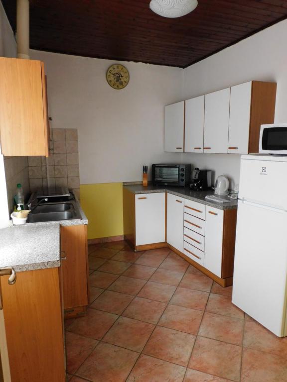 Kuchyňa alebo kuchynka v ubytovaní Casa Colonne Fiorite