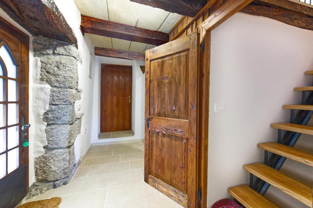 Zdjęcie z galerii obiektu Apartman studio Baladur w mieście Roč