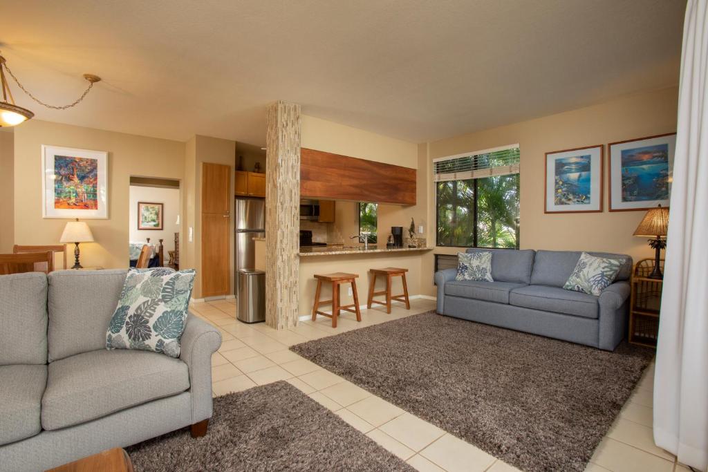 Posezení v ubytování Wailea Grand Champions Villas - CoralTree Residence Collection