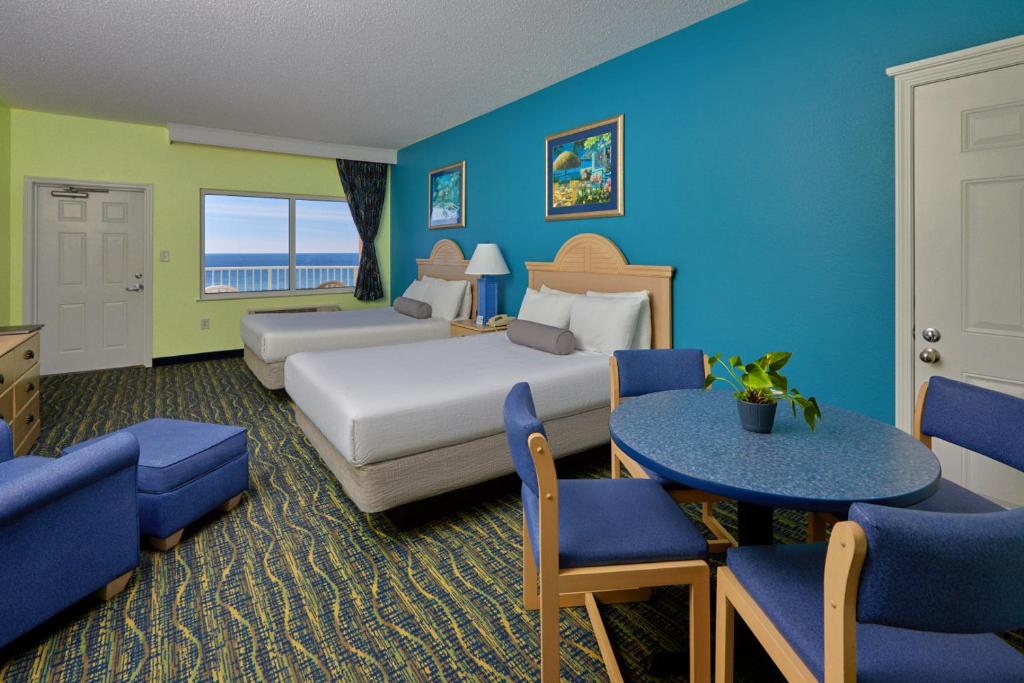 Palmetto Beachfront Hotel, a By The Sea Resort photo