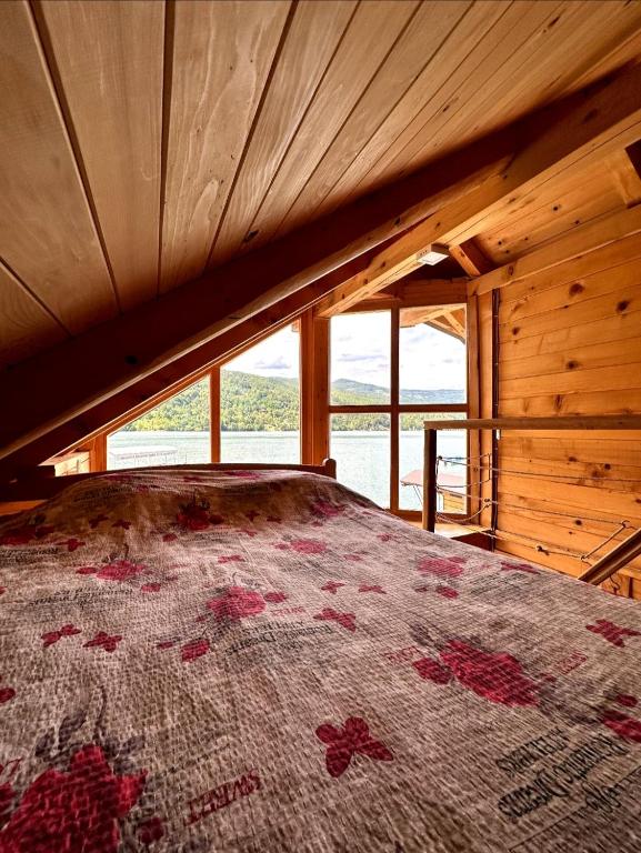 Postel nebo postele na pokoji v ubytování Splav Horizont