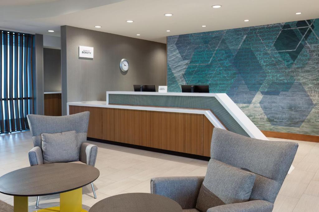 SpringHill Suites by Marriott Pleasanton photo