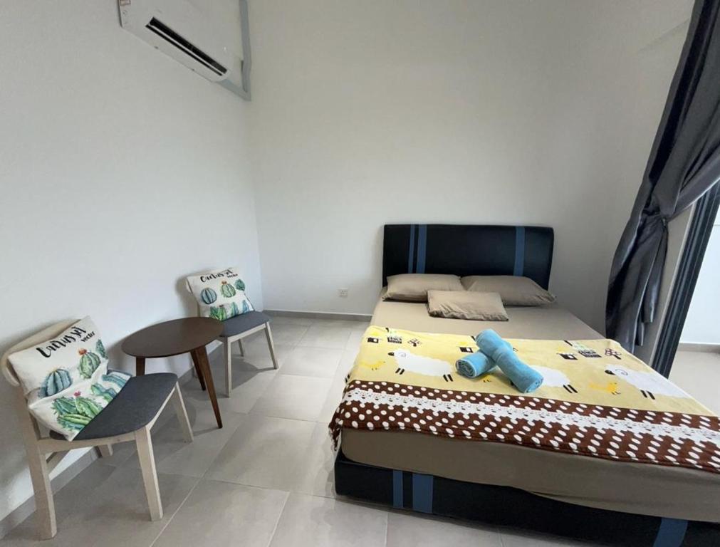 Postel nebo postele na pokoji v ubytování Proboscis Guest House Monthly
