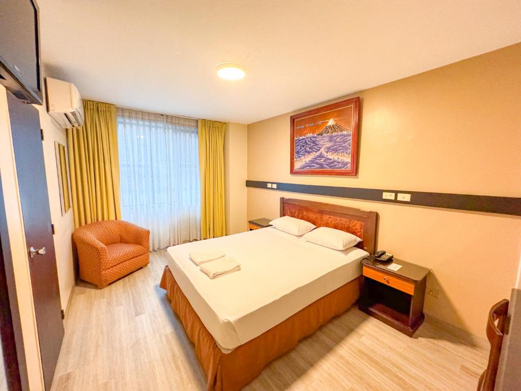 Postel nebo postele na pokoji v ubytování GH Alexander Hotel