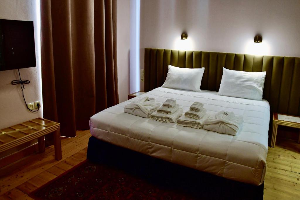 VASILIKON Hotel 1888 the past is present HISTORICAL PRESERVATION MONUMENT - Resim 11