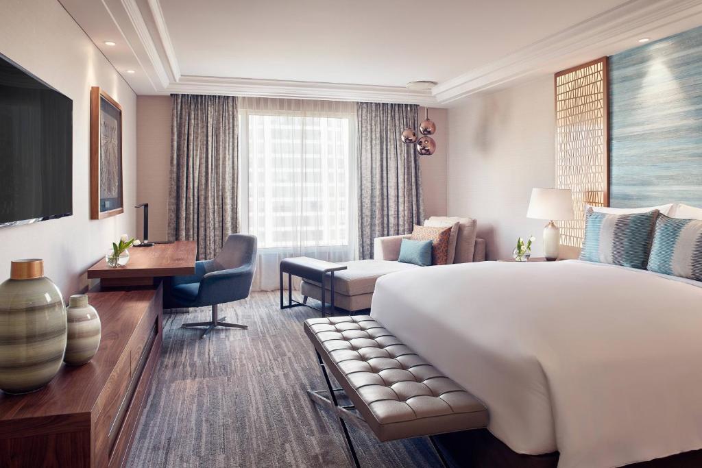Postel nebo postele na pokoji v ubytování The Ritz-Carlton, Santiago