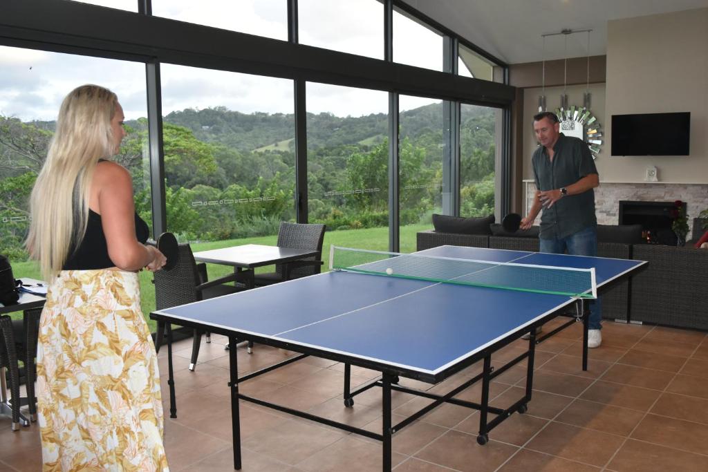 Stolní tenis v ubytování Mapleton Springs nebo okolí