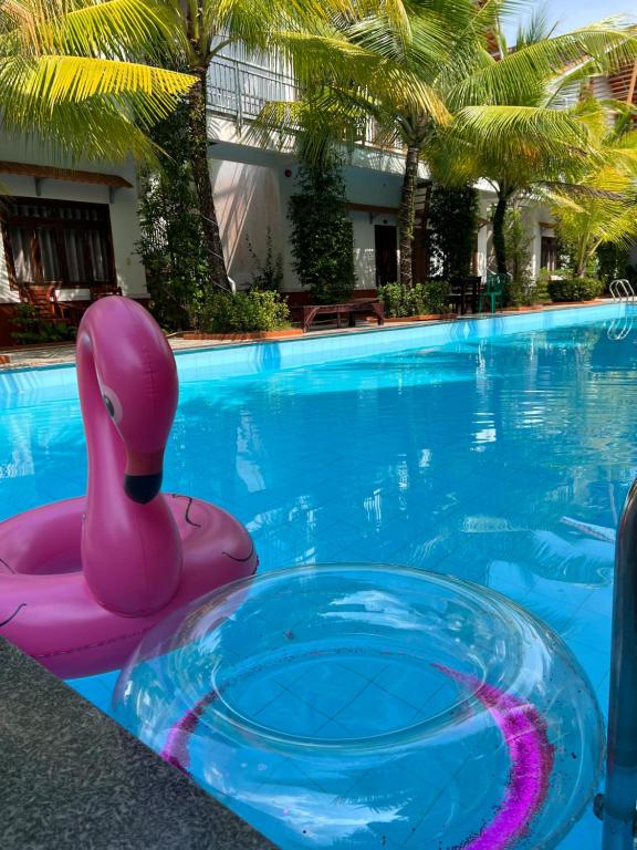 Bazén v ubytování Serenity Garden nebo v jeho okolí