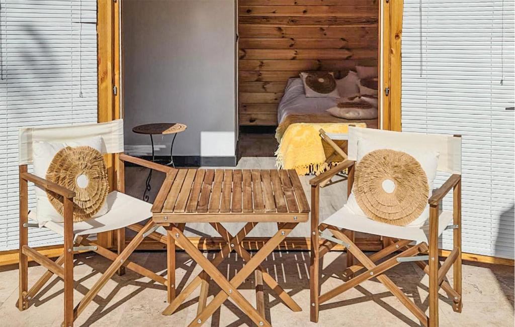 Stunning Home In Le Luc With Wifi - Casa De Vacaciones De Un Dormitorio