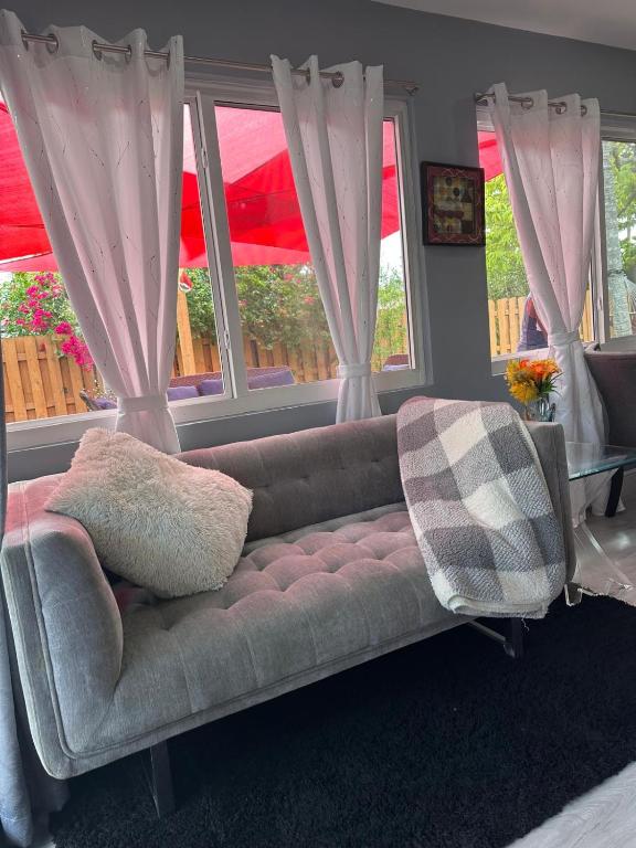Picture of Modern Apartment, private Entrance, Private Backyard, Sunrise (updated ...