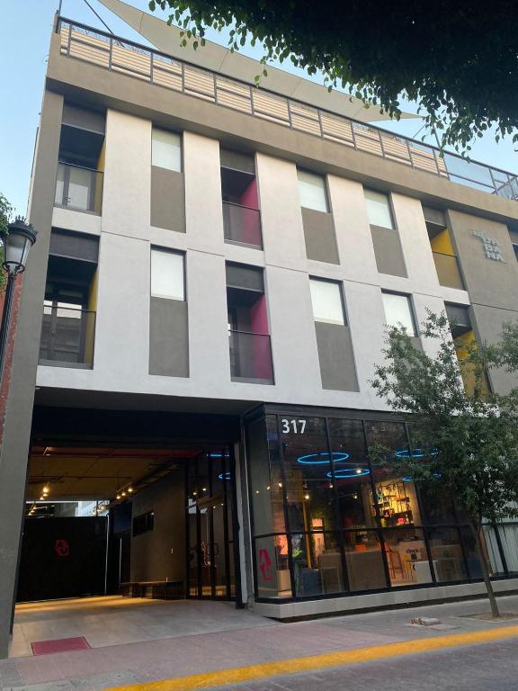 Budova, kde se hotel nachází