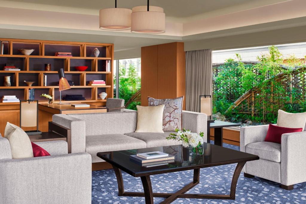 Posezení v ubytování The Ritz-Carlton Kyoto