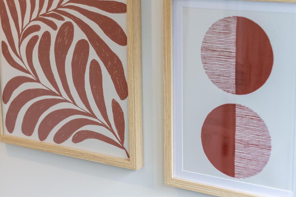 Elegant 2 Bed 2 Bath Home in the CBD - Resim 30