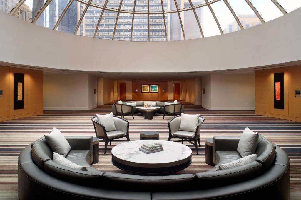 Atlanta Marriott Marquis photo