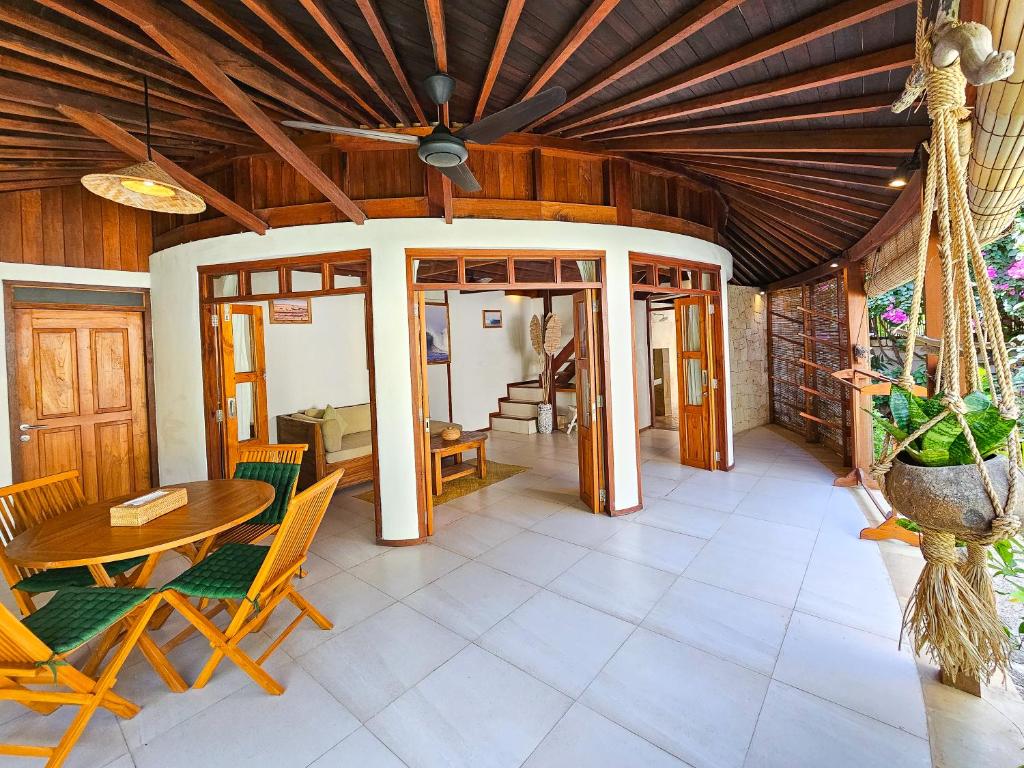 Fotografie z fotogalerie ubytování Keong Villas v Nembrale