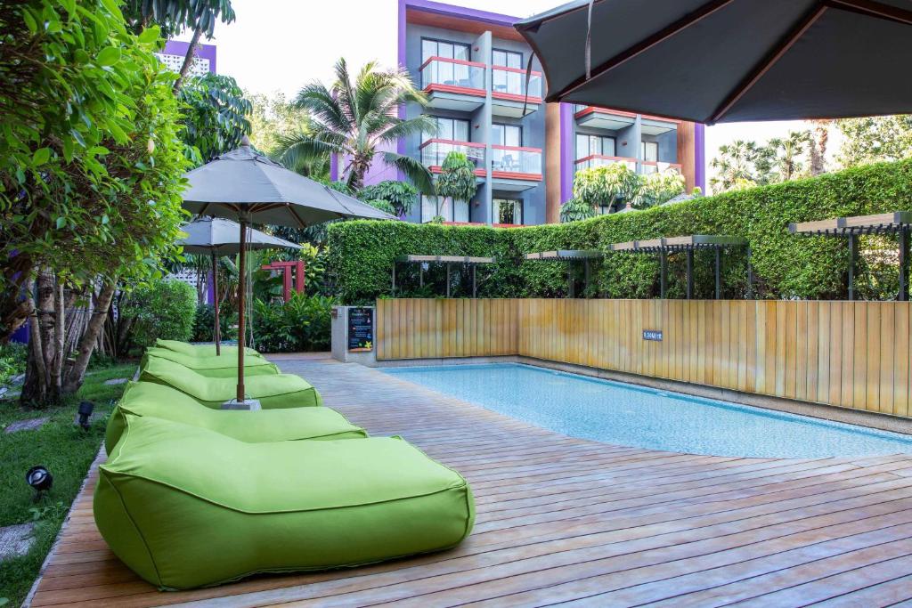 Holiday Inn Express Phuket Patong Beach Central by IHG photo