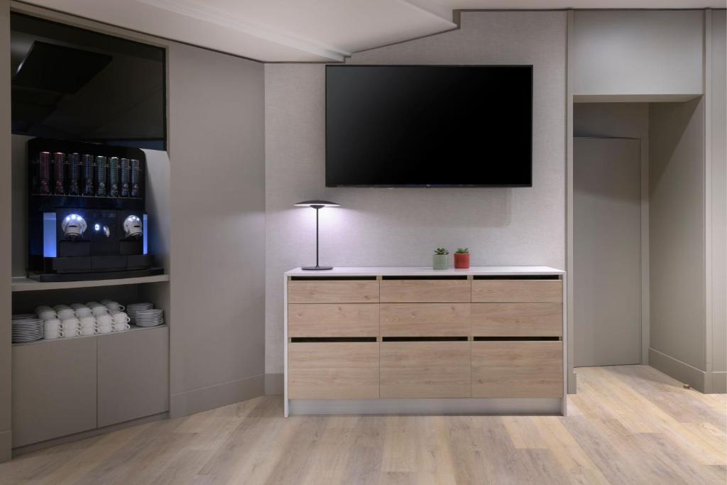 AC Hotel Carlton Madrid by Marriott - Resim 39