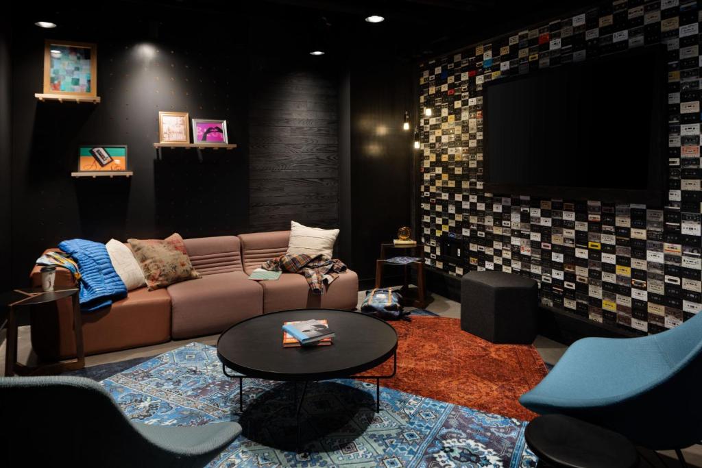 Moxy Halifax Downtown - Resim 43