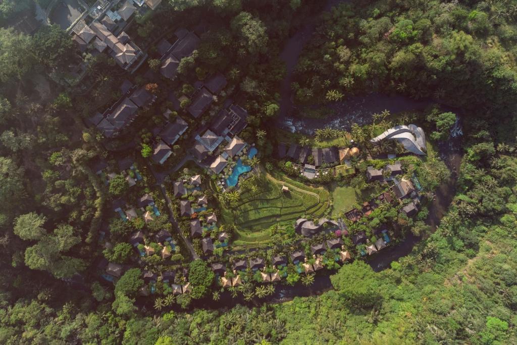 Letecký snímek ubytování Mandapa, a Ritz-Carlton Reserve