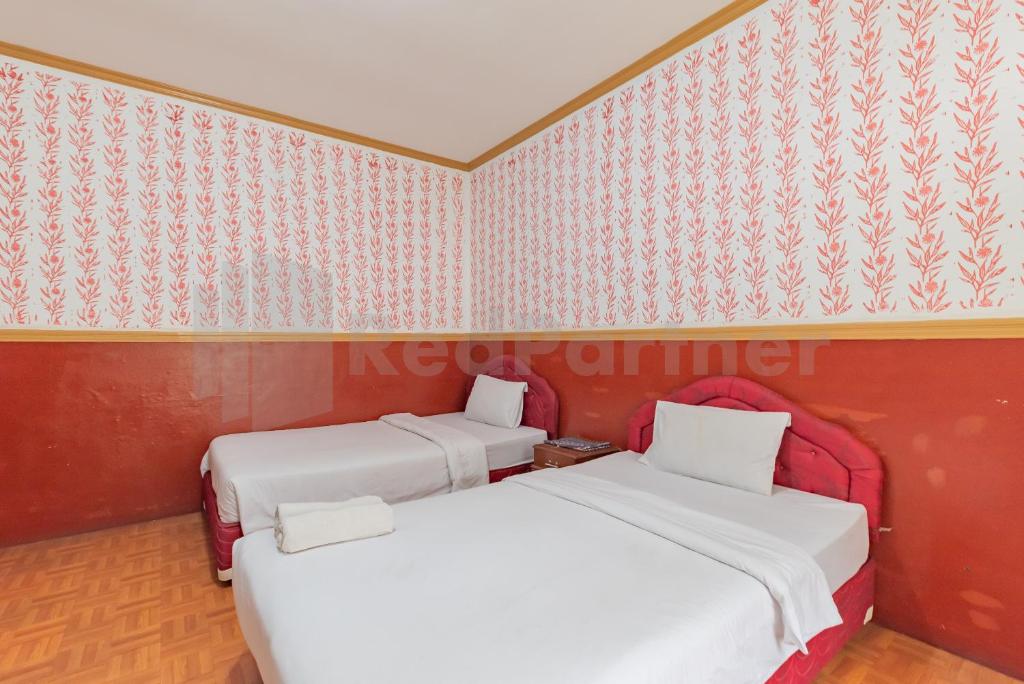 Seruni Guest House Near Alun Alun Lembang Mitra RedDoorz - ツインルーム