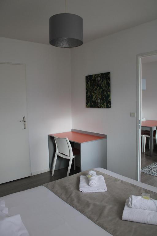 City Lodge Appart Hôtel Niort - Appartement 3-4 Personnes Jumelles