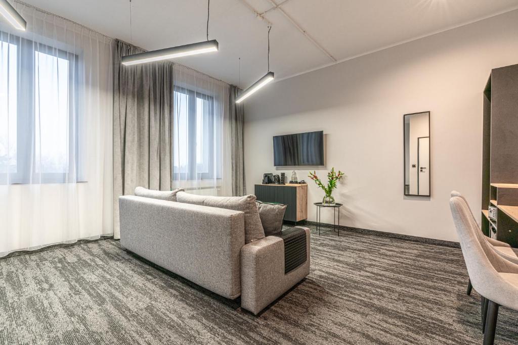 VANTA Business Center - Standard Apartment