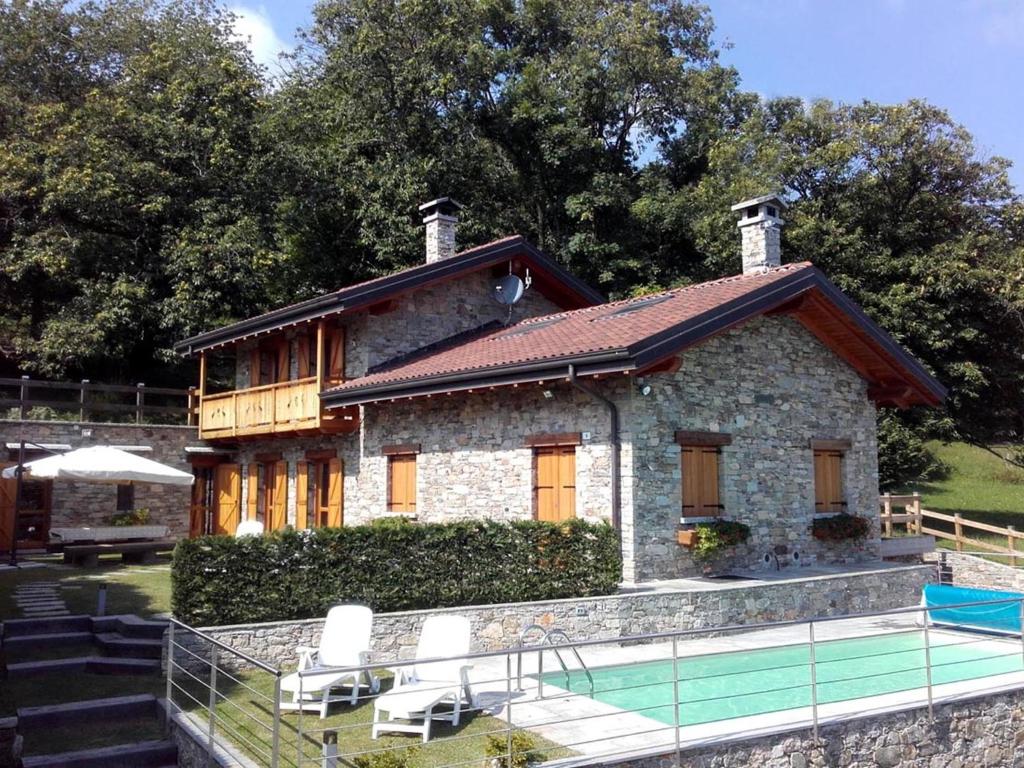 Bazén v ubytovaní La Dolce Vita chalet alebo v jeho blízkosti