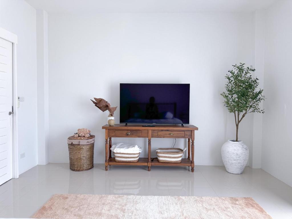 TV a/nebo společenská místnost v ubytování White Castle