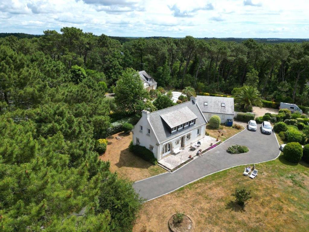 DAVENAS - Maison 8 personnes a Crach - Housity